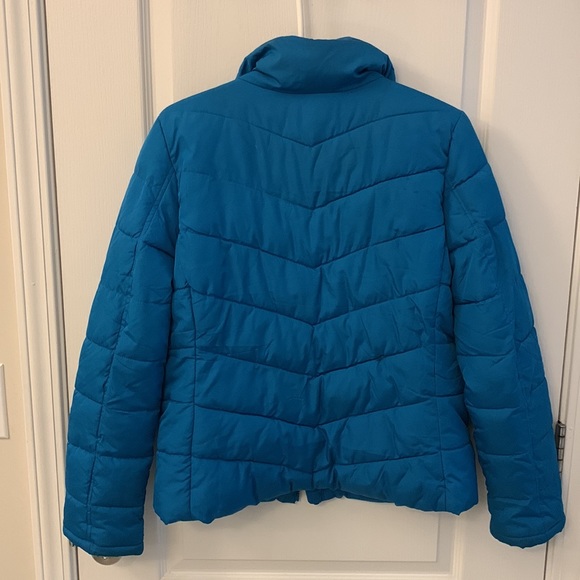 Old Navy Fleece-Lined Puffer Jacket - Picture 8 of 11